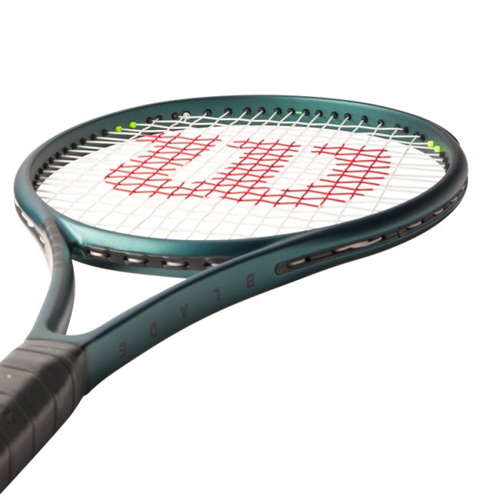 Wilson Blade 100L V9 Tennis Racquet Wilson Blade 100L V9 Tennis Racquet
