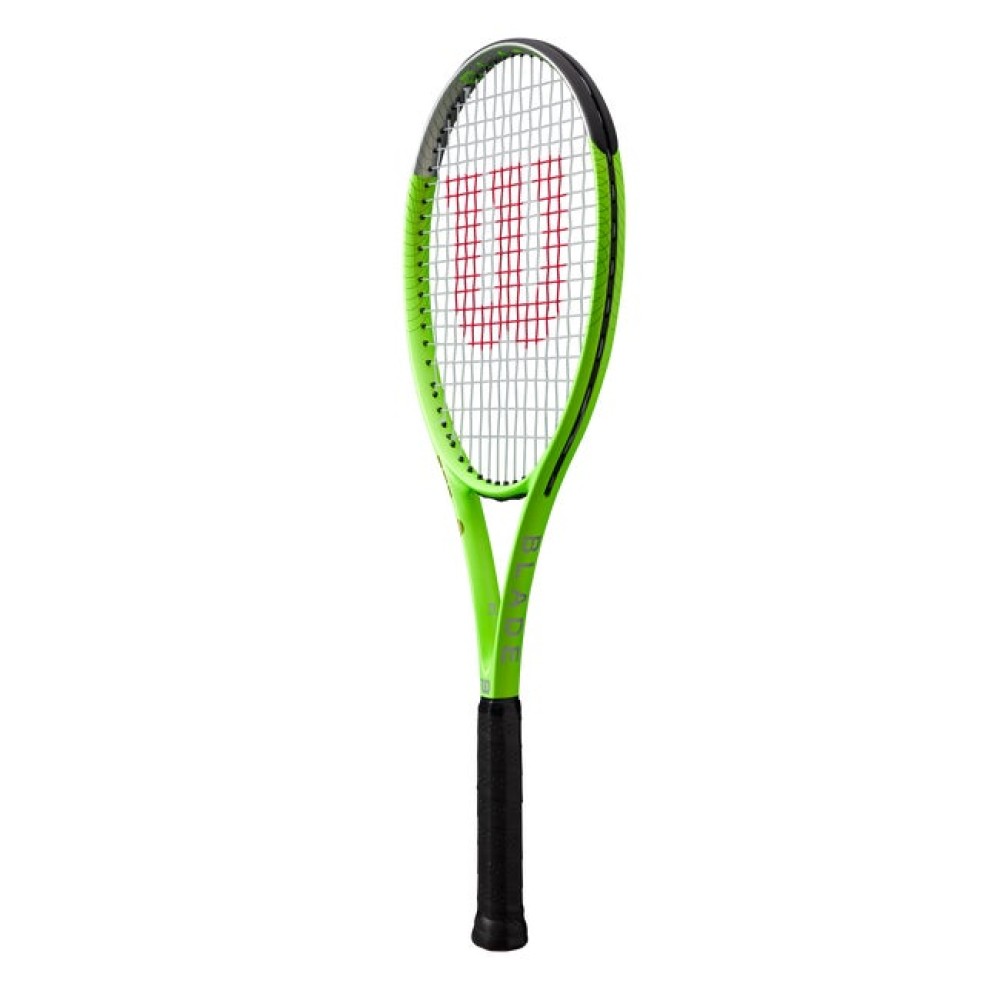 Wilson Blade Feel RXT 105 Tennis Racquet Wilson Blade Feel RXT 105 Tennis Racquet