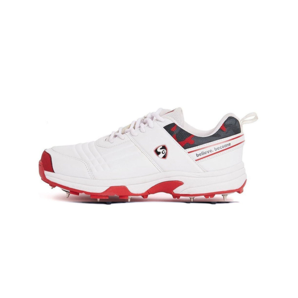 SG Savage Spikes 1.0 Cricket Sports Shoes: Elevate Your Game with Precision Footwear SG Savage Spikes 1.0 Cricket Sports Shoes: Elevate Your Game with Precision Footwear